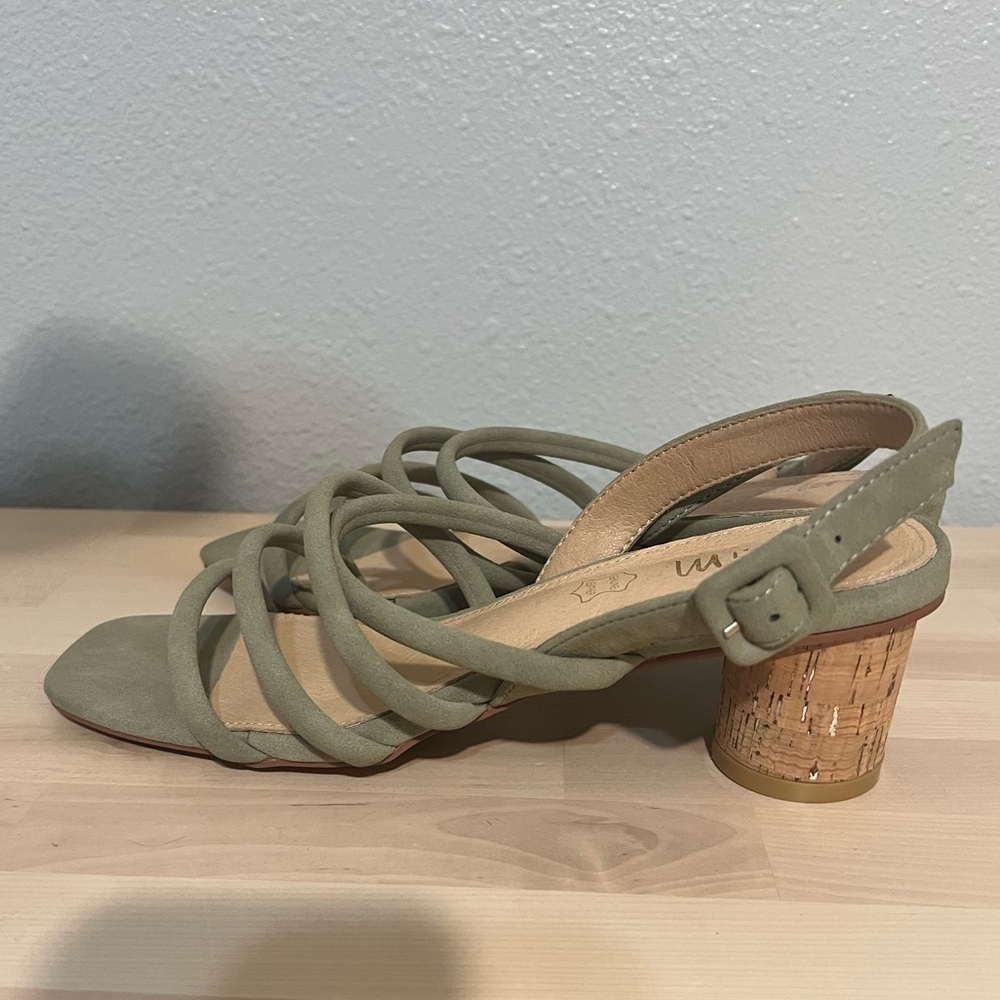 Mi.im Strappy Leather heeled Sandals Size 8.5 Square Toe